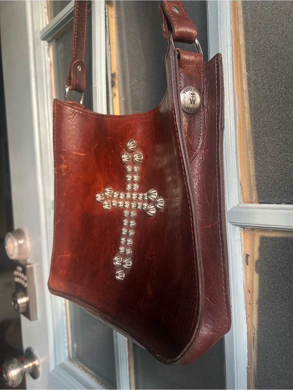Two Bar West Western Leather Handbag Silver Studded Cross Brown Shoulder Purse - Picture 3 of 11